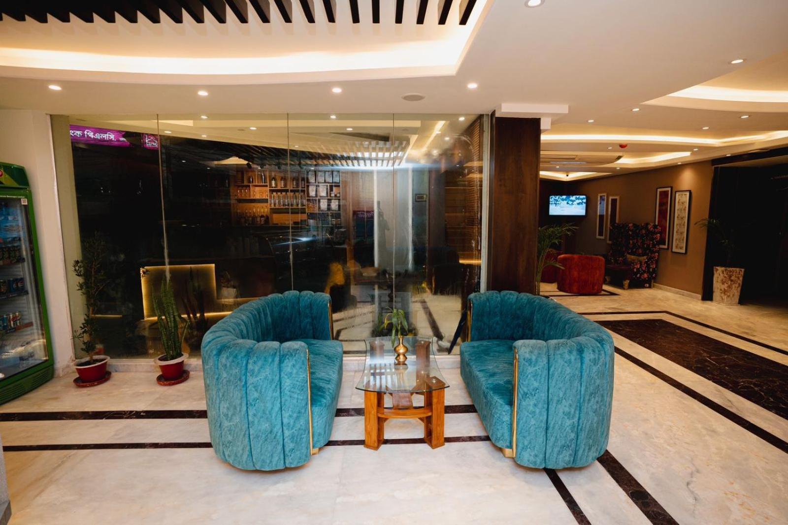 Royal Raj Hotel Rajshahi Buitenkant foto
